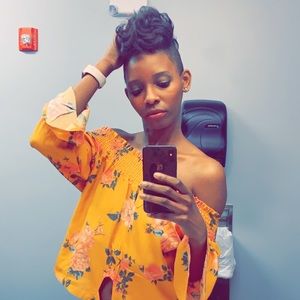 Meet your Posher, Ciera